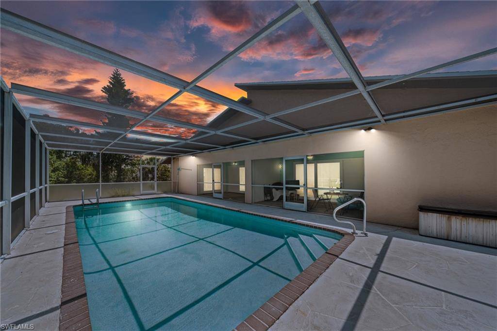 Cape Coral, FL 33990,1237 SE 24th AVE #A