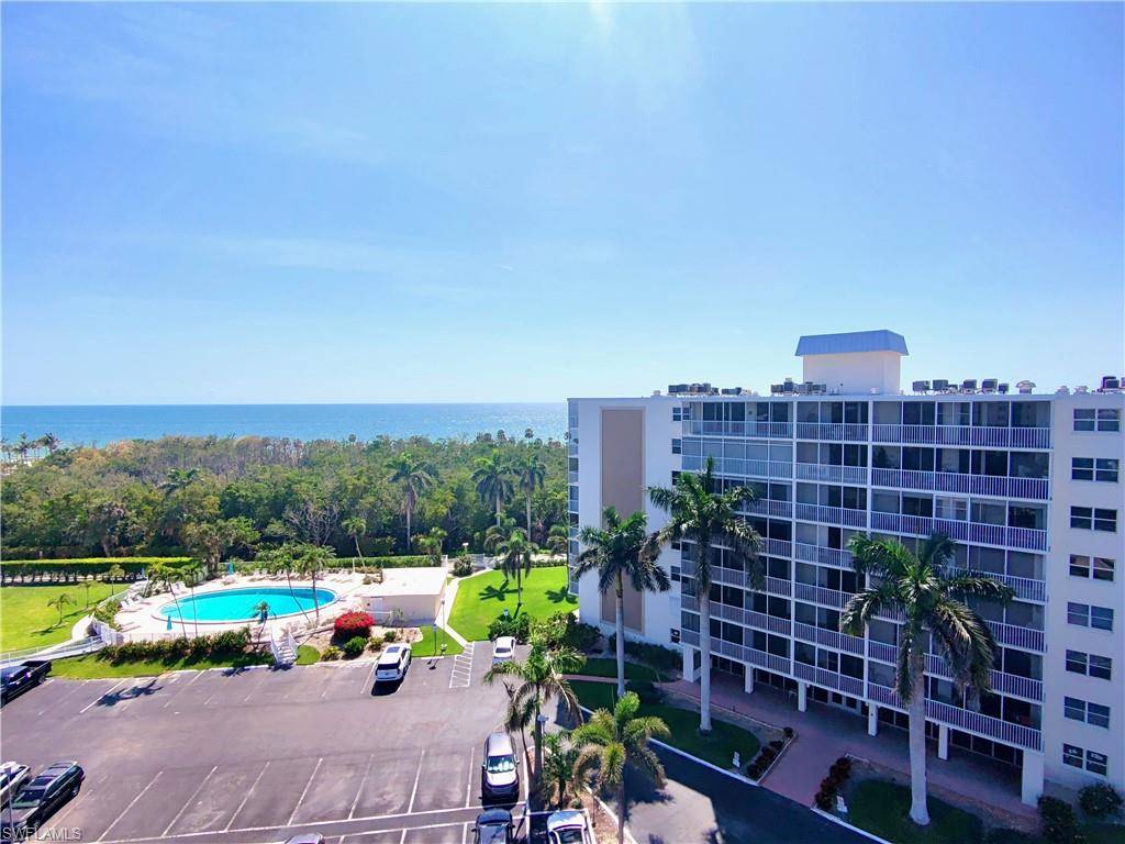 Naples, FL 34108,3 Bluebill AVE #211