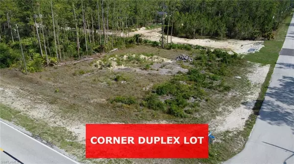 345/347 Greenbriar BLVD, Lehigh Acres, FL 33972