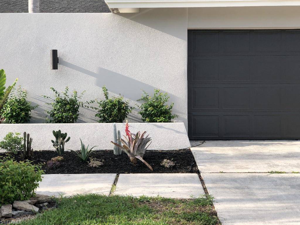 Fort Myers, FL 33919,5711 Grillet PL