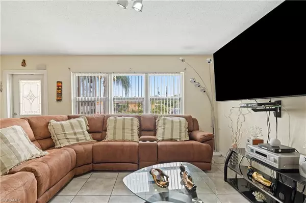 Lehigh Acres, FL 33936,804 Alcala AVE