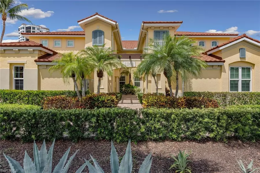 1263 Rialto WAY #102, Naples, FL 34114