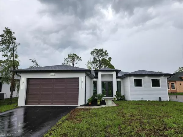 3279 31st AVE NE, Naples, FL 34120