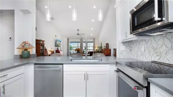 Naples, FL 34109,9640 Victoria LN #C308