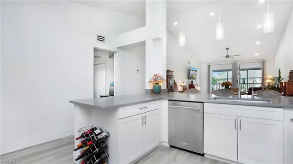 Naples, FL 34109,9640 Victoria LN #C308