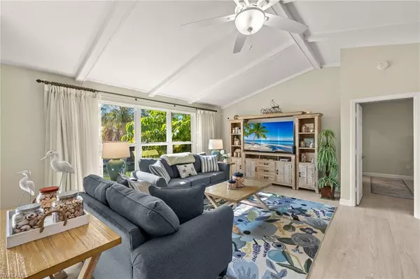 Sanibel, FL 33957,1283 Par View DR