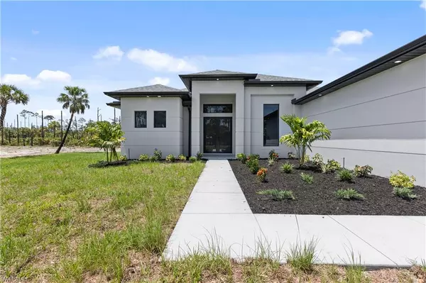 Naples, FL 34117,3463 14th AVE SE