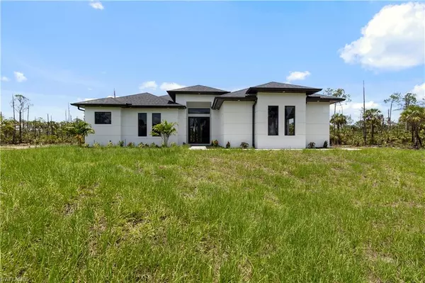 Naples, FL 34117,3473 14TH AVE SE