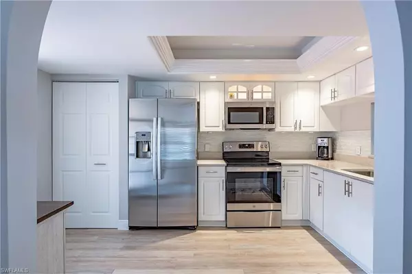 Naples, FL 34104,648 Mardel CT #710