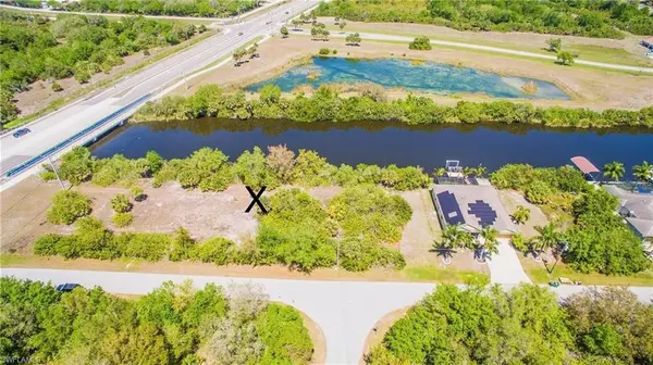 Port Charlotte, FL 33981,13922 Orbit AVE