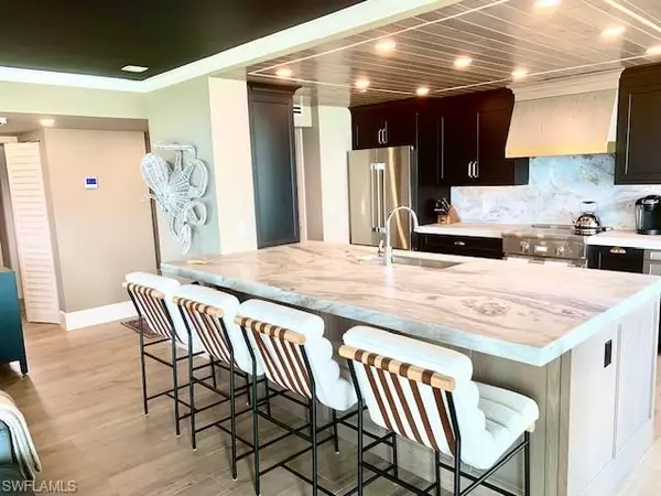 Naples, FL 34108,5550 HERON POINT DR #1505