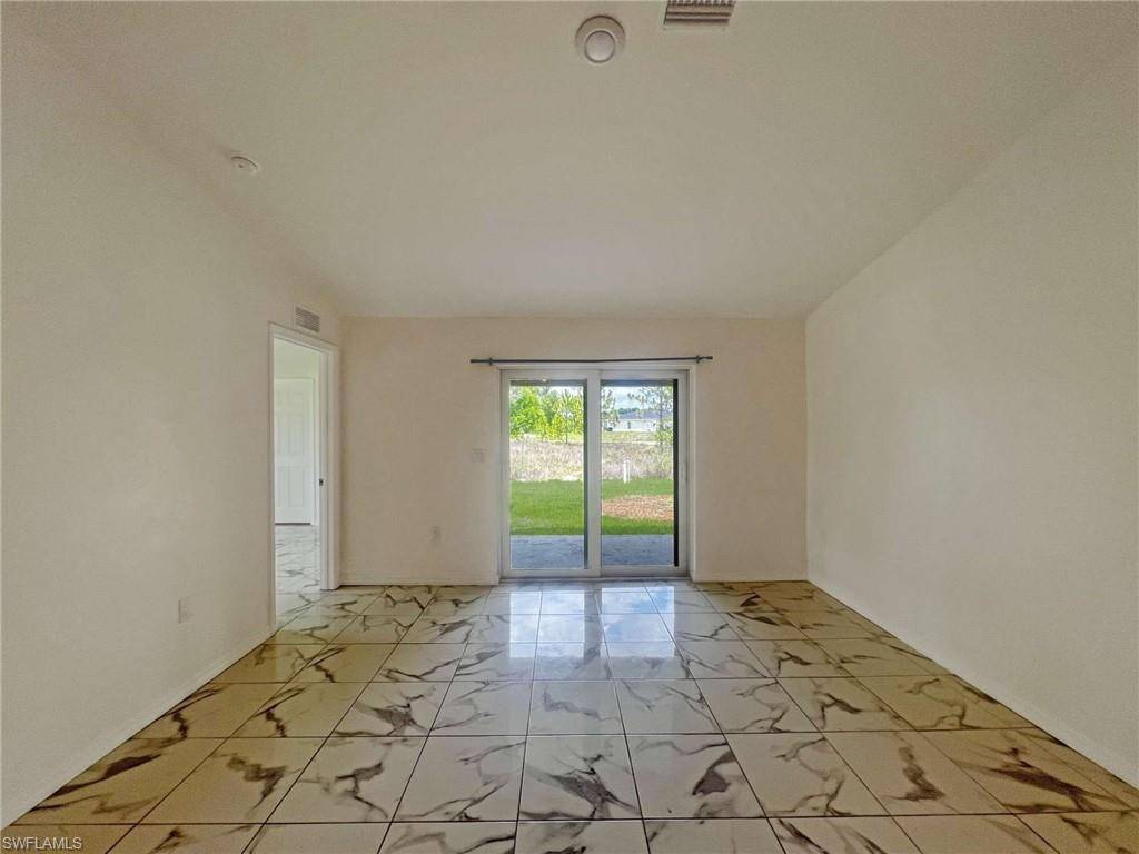 Lehigh Acres, FL 33973,122 Ivan AVE S