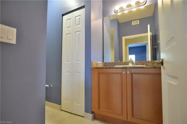 Estero, FL 33928,20221 Estero Gardens CIR #107
