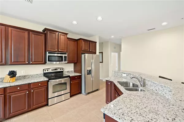 Estero, FL 33928,3742 Pino Vista WAY #4