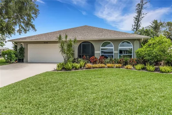 Naples, FL 34109,9798 Oxford ST