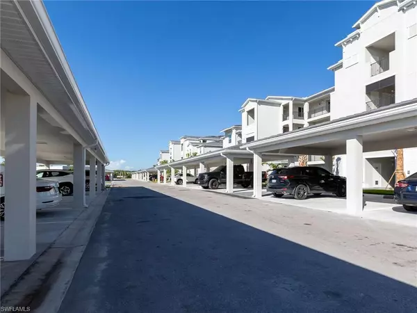 Other, FL 34142,5807 Double Eagle CIR #4615