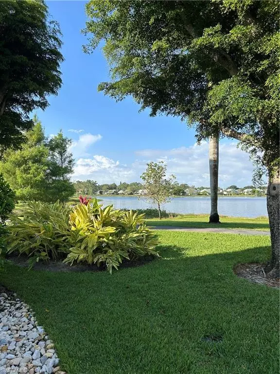 3062 Kings Lake BLVD #7511, Naples, FL 34112