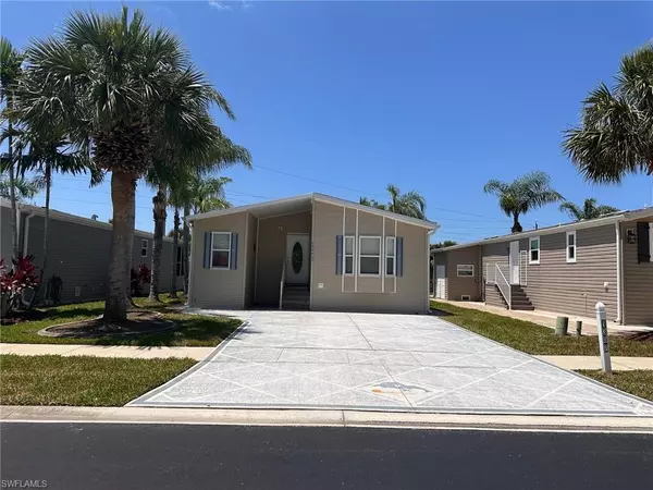 Naples, FL 34114,1307 Silver Lakes BLVD
