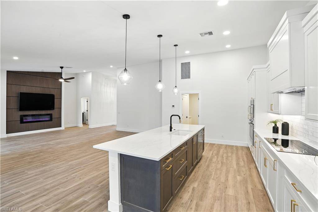 Naples, FL 34119,11594 Night Heron DR