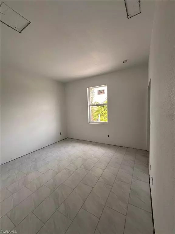 Lehigh Acres, FL 33974,938 Grant BLVD