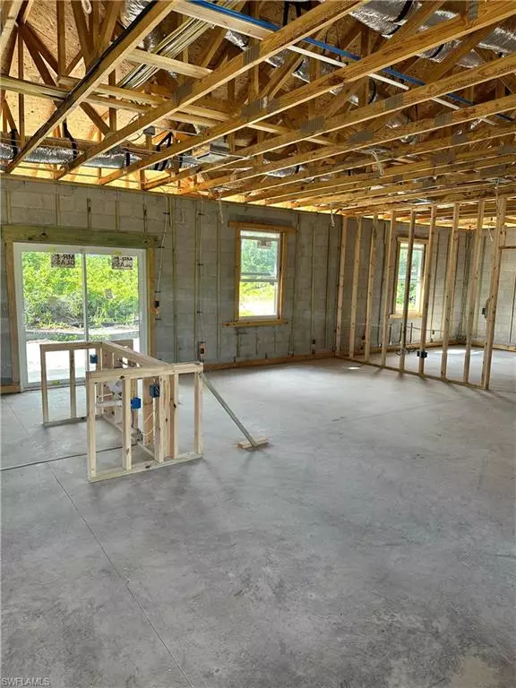 Lehigh Acres, FL 33974,938 Grant BLVD