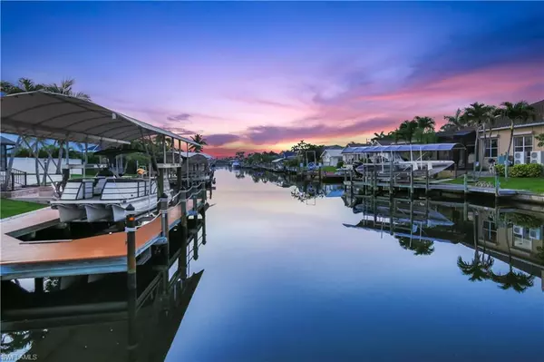 Cape Coral, FL 33914,1528 SW 52nd LN