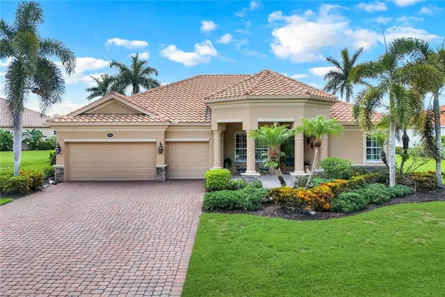 10026 Lions Bay CT, Naples, FL 34120