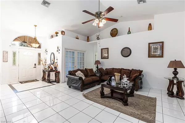 Naples, FL 34117,3671 13th AVE SW