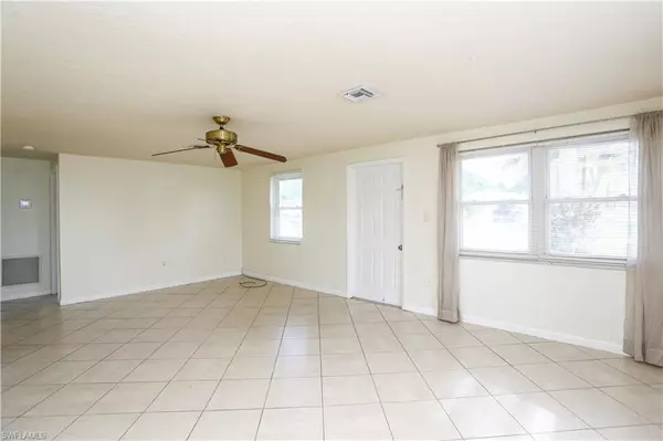 Naples, FL 34116,5761 Lancewood WAY