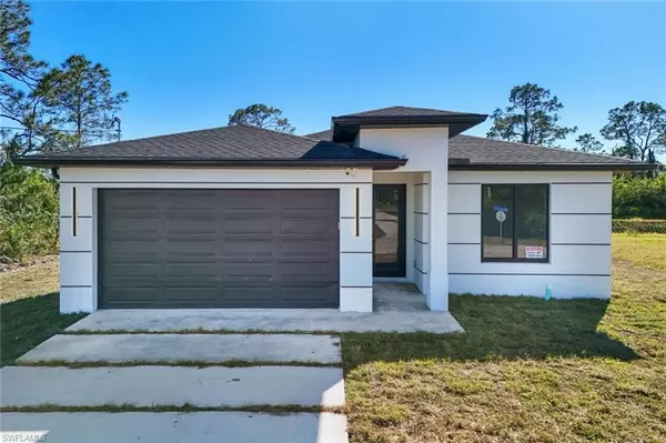 133 Fox AVE S, Lehigh Acres, FL 33974