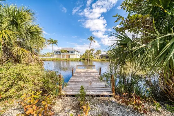 Sanibel, FL 33957,4049 Coquina DR