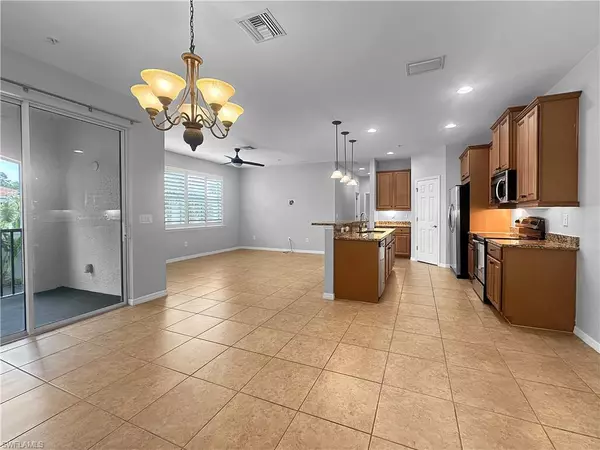 Estero, FL 34135,23400 Alamanda DR #203