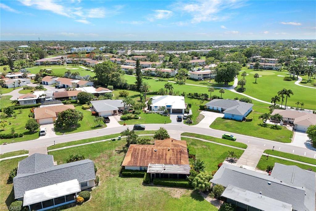 Naples, FL 34112,4305 Beechwood Lake DR