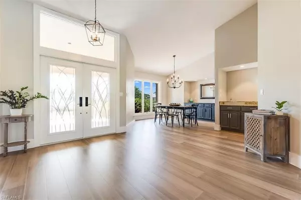 Naples, FL 34110,2209 Regal WAY