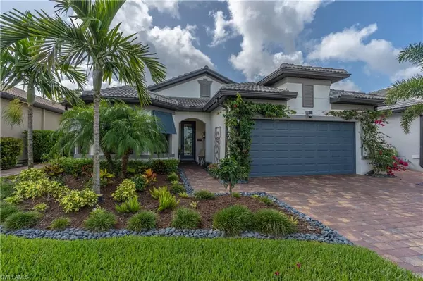 6848 Winding Cypress DR, Naples, FL 34114