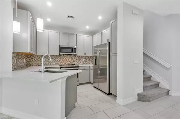 Naples, FL 34119,7501 Carnegie WAY