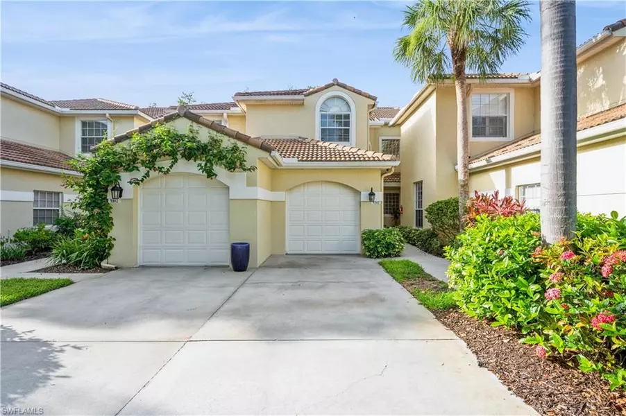 74 Silver Oaks CIR #9-202, Naples, FL 34119
