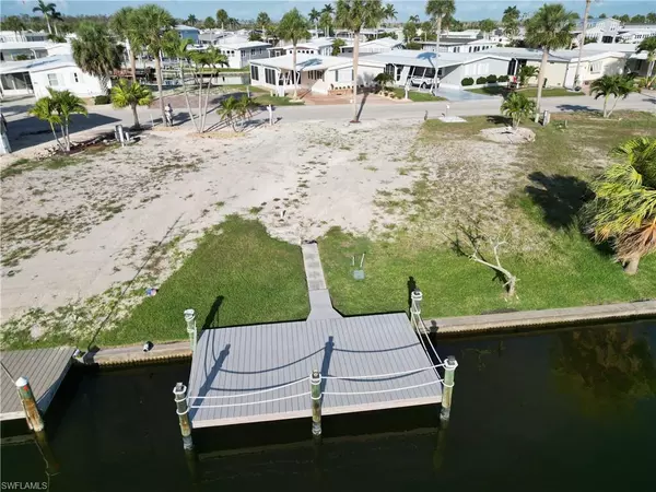 Fort Myers Beach, FL 33931,17630 Peppard DR