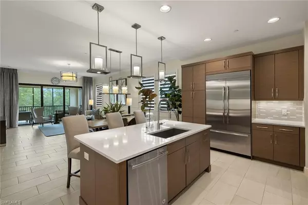 Naples, FL 34110,16382 Viansa WAY #3-202