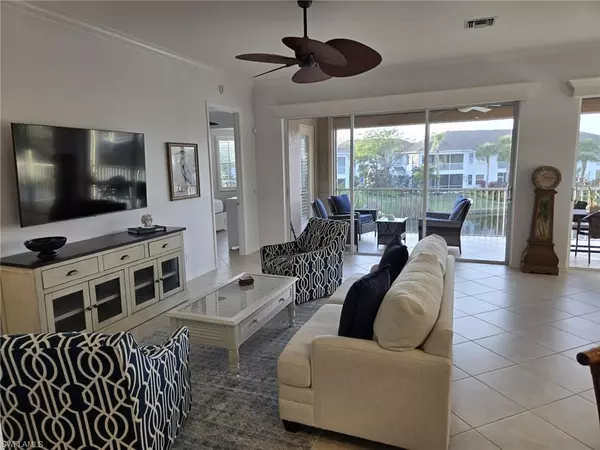 Naples, FL 34112,5095 Yacht Harbor DR #203