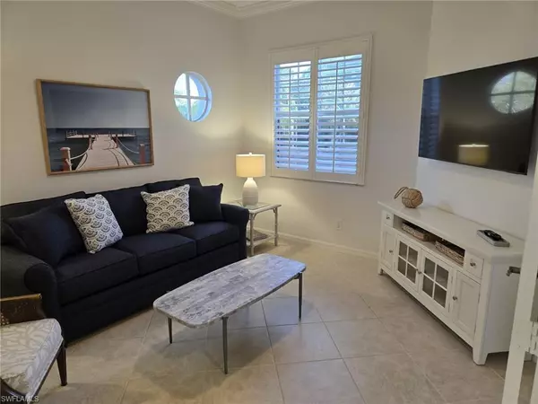 Naples, FL 34112,5095 Yacht Harbor DR #203