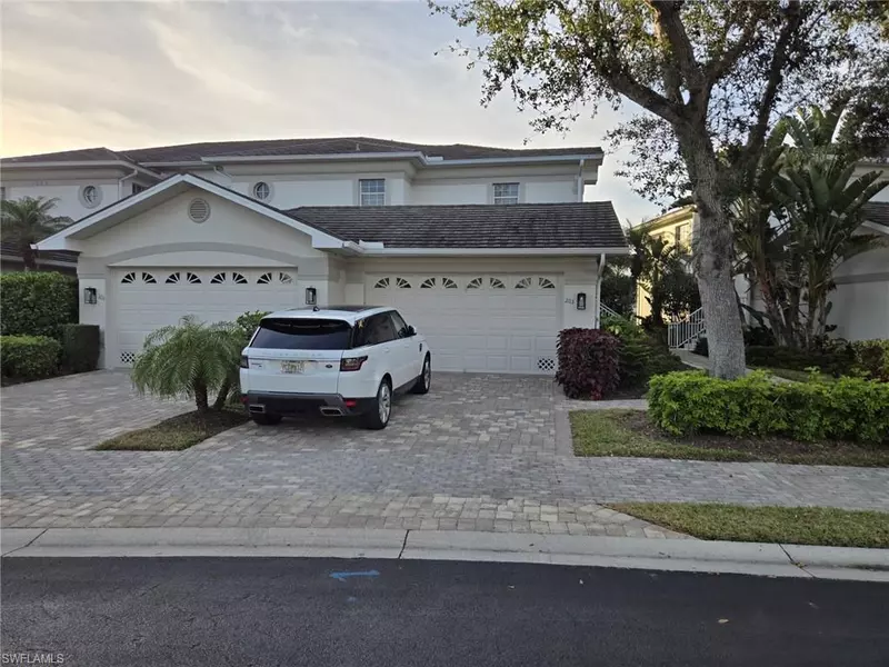5095 Yacht Harbor DR #203, Naples, FL 34112