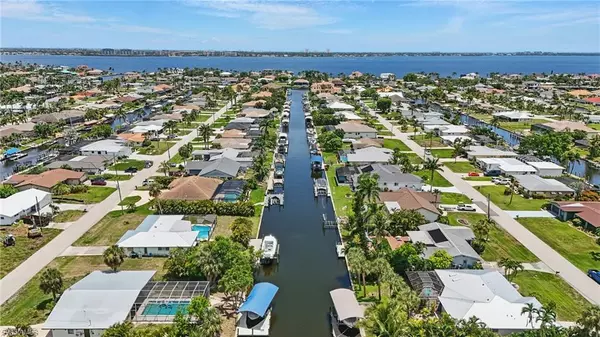 Cape Coral, FL 33904,5305 Darby CT