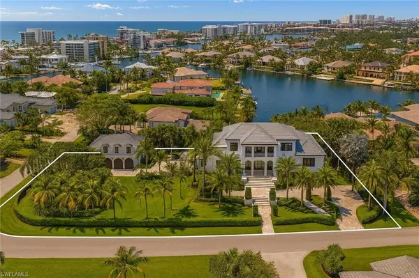 275 Spring Line DR, Naples, FL 34102