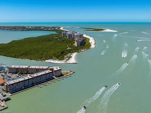 Marco Island, FL 34145,1170 Edington PL #A8