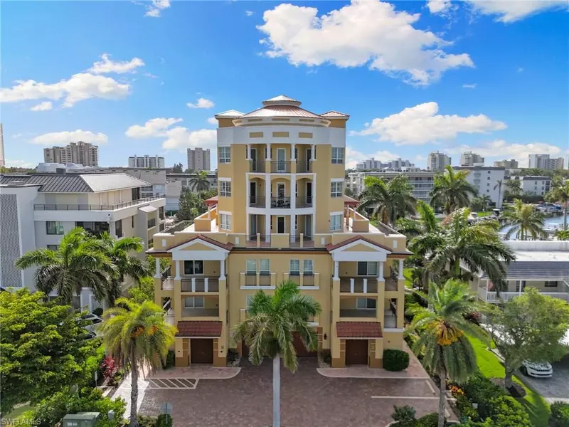 908 Panama CT #506, Marco Island, FL 34145