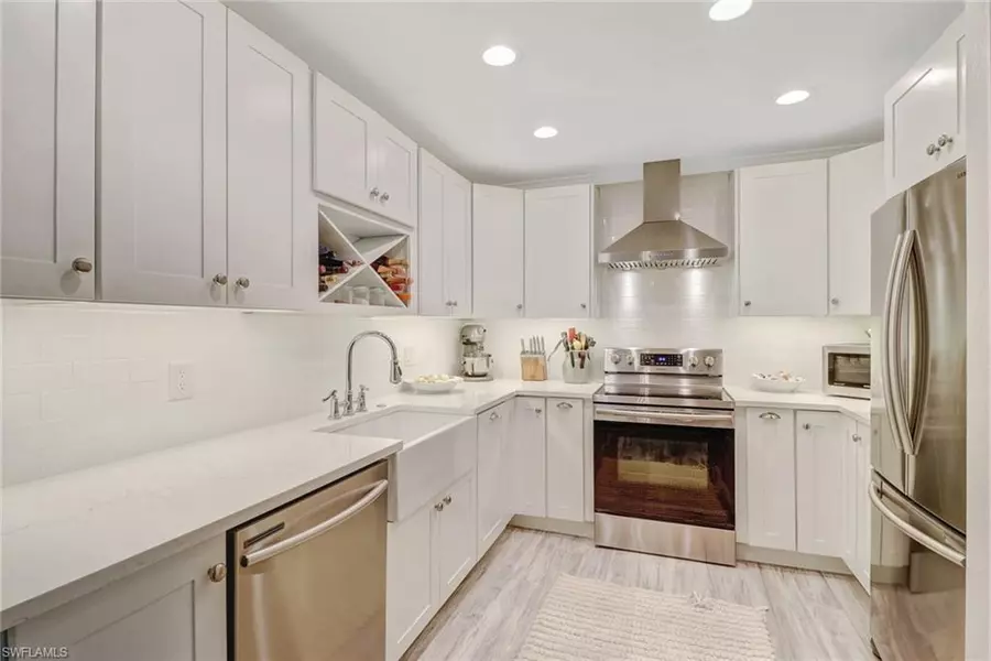 3180 Seasons WAY #909, Estero, FL 33928