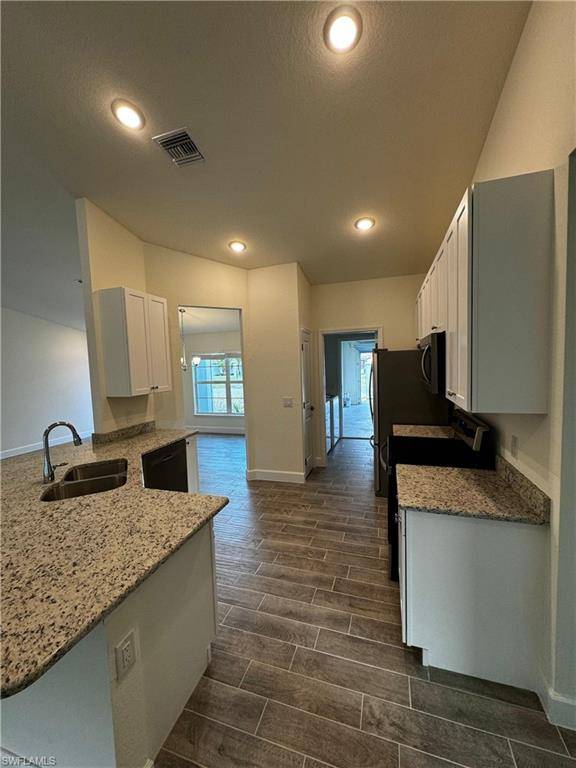 Lehigh Acres, FL 33971,2811 Karen Ave N AVE