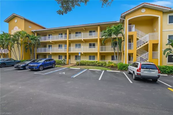 10020 Maddox LN #113, Bonita Springs, FL 34135