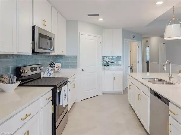 Other, FL 34142,5467 Double Eagle CIR #3213